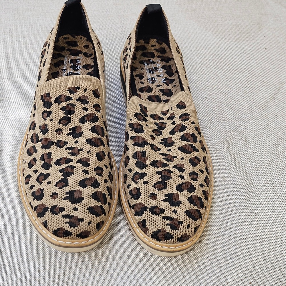Taryn by Taryn Rose Stilo Loafers Womens 9.5 Leopard Knit Slip On Comfort Shoes